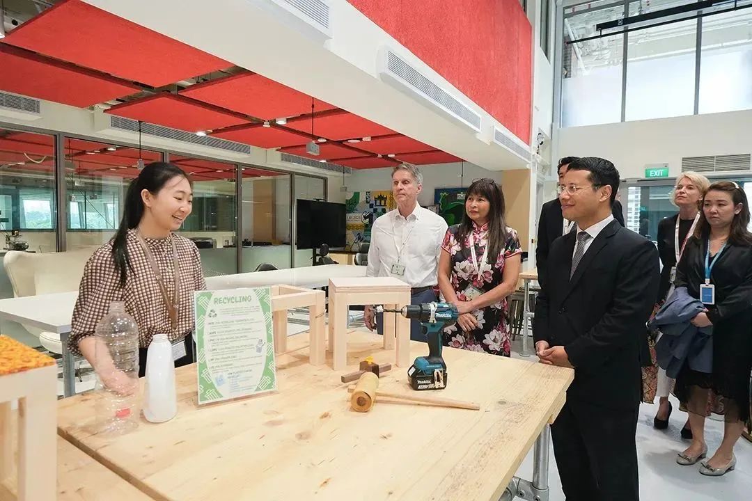 greenhouse-opening-4