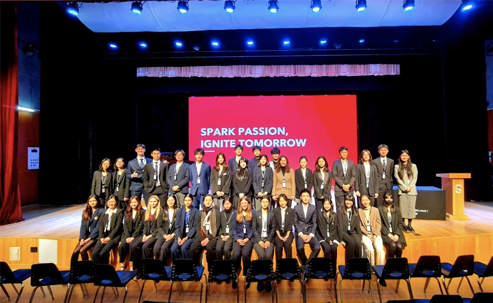 2023-2024 中学部学生代表领导团队