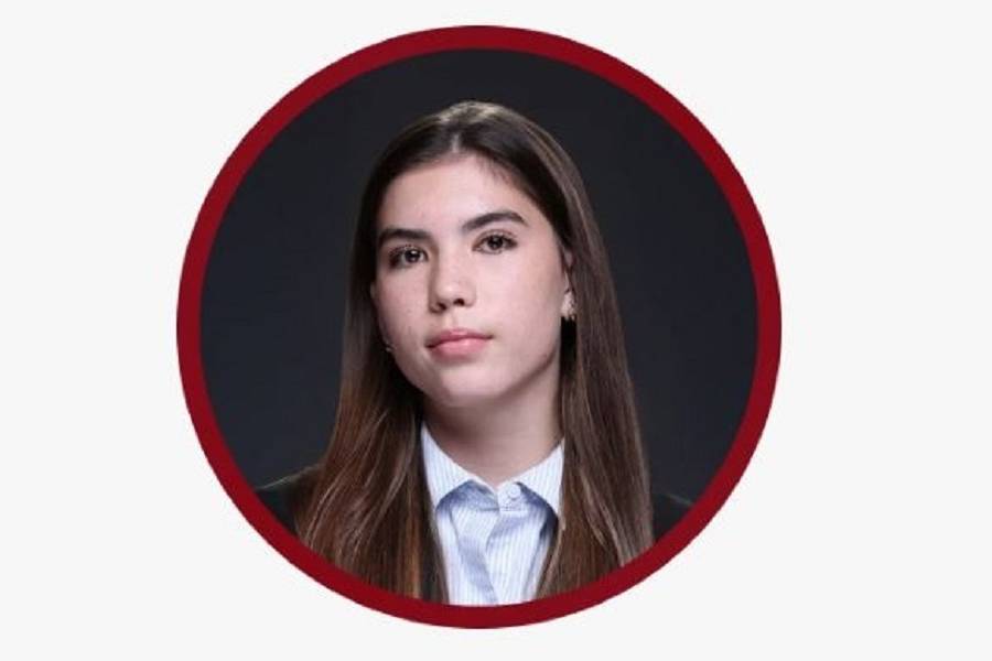 13年级学生 Isabel C