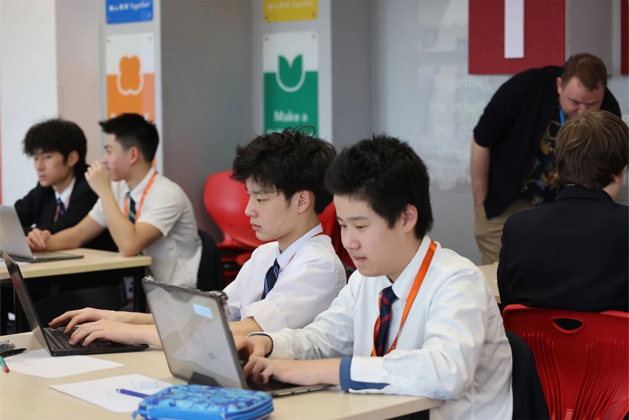 526059298a3ae482fc12ae62d240d79b