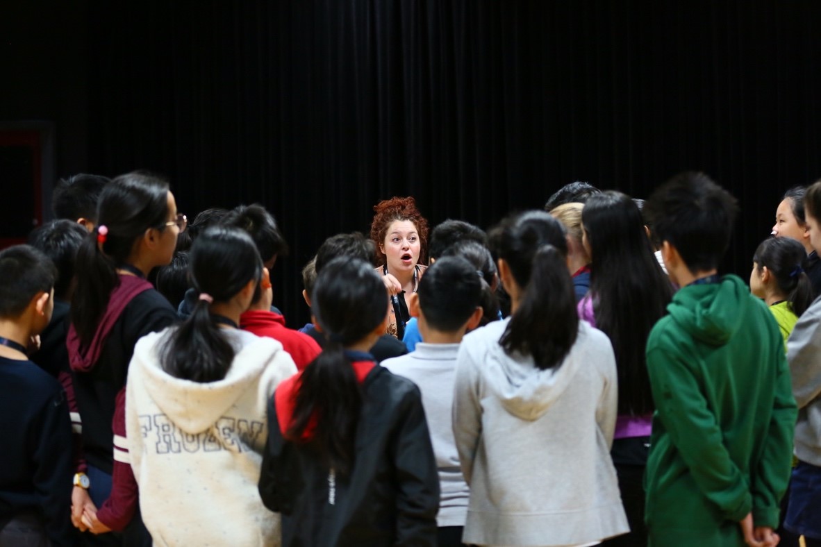 RSC practitioner leads Dulwich students in a drama workshop