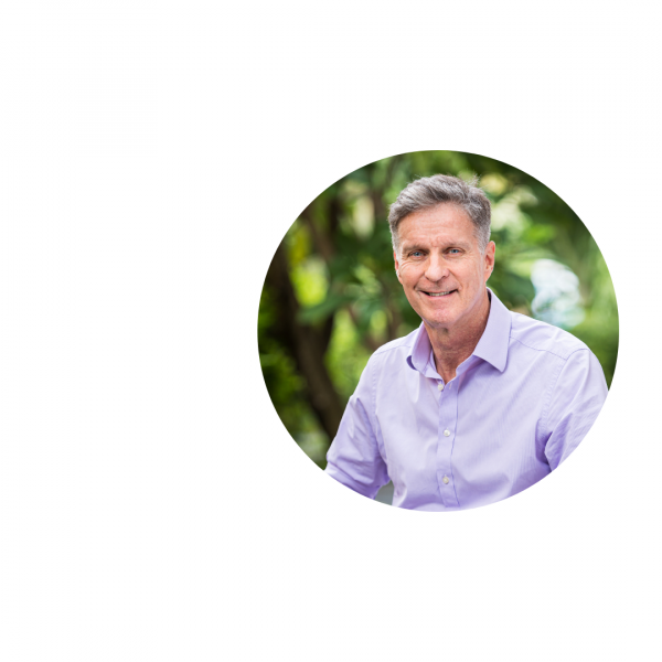 魏斐泽（Fraser White）先生，德威国际教育集团创始人、主席兼首席执行官