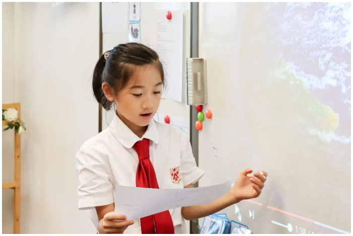 DCSPX Excels at English Speaking Board