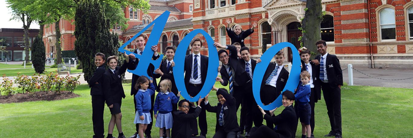 Students celebrating Dulwich College's 400th Anniversary