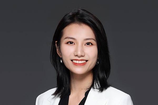 Stephanie Zhang