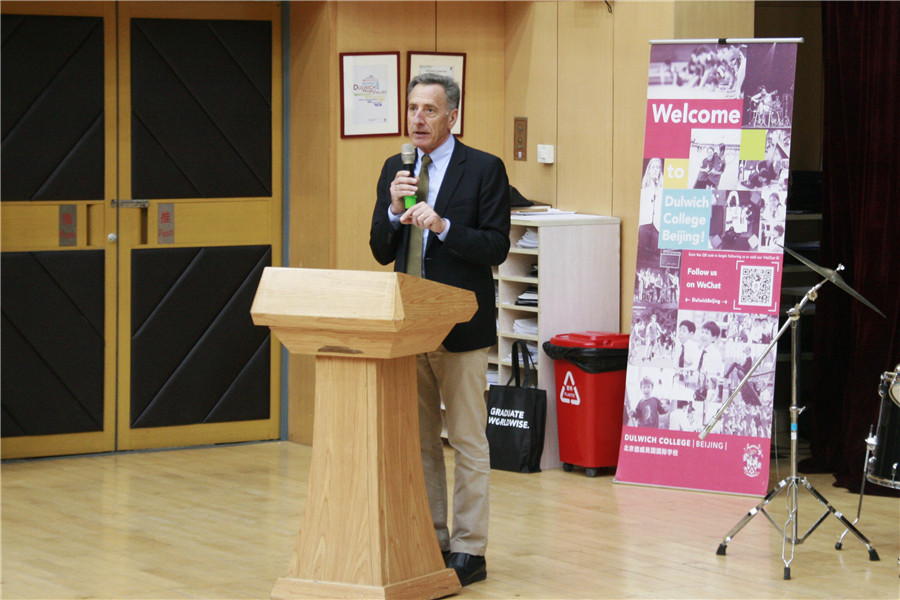 Former US Governor Peter Shumlin speaking