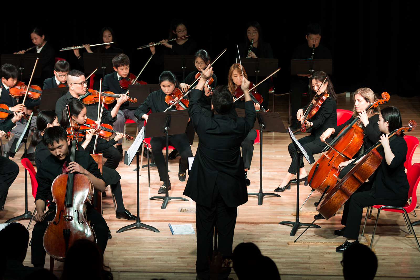 The Dulwich College Seoul Orchestra in action