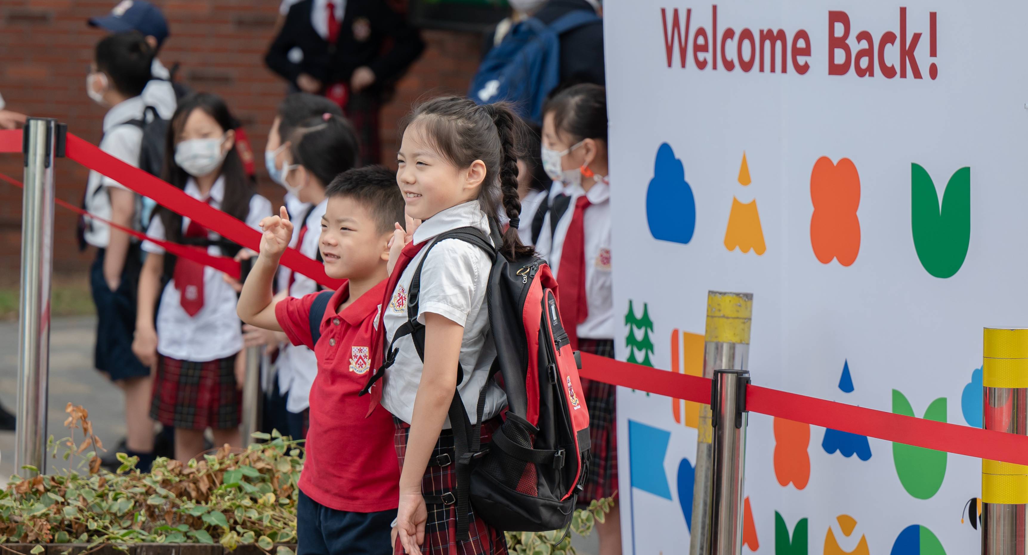 德威浦西大家庭重聚一堂 共同开启2022-2023新学年!