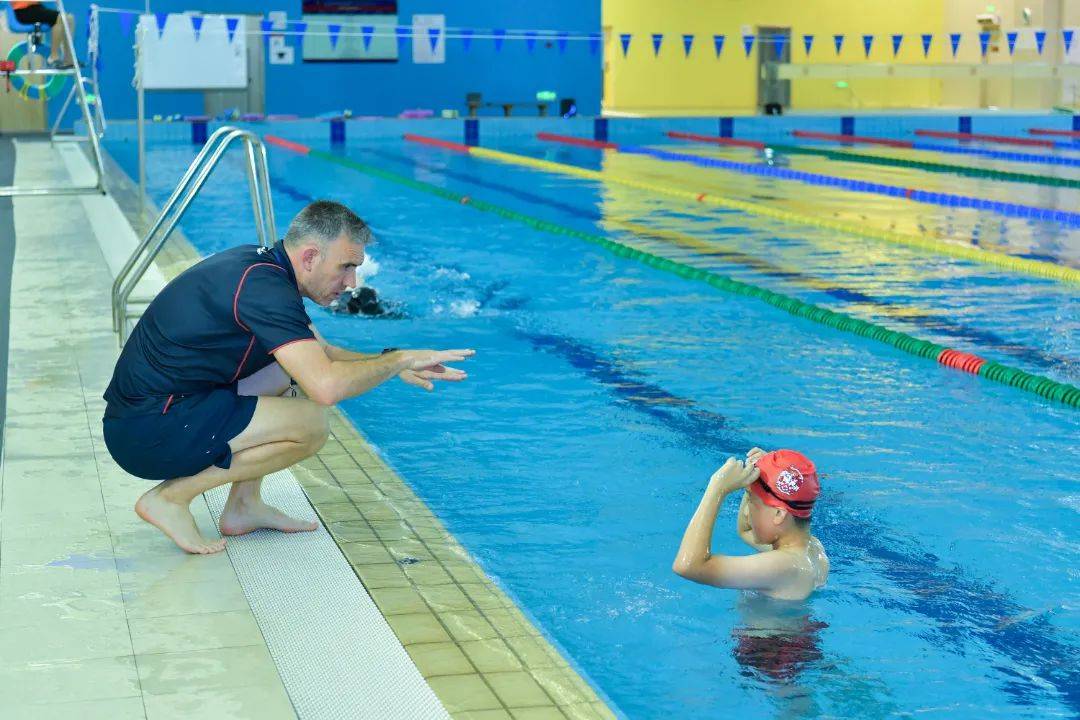 How We Develop a Lifelong Love of Swimming in the Early Years