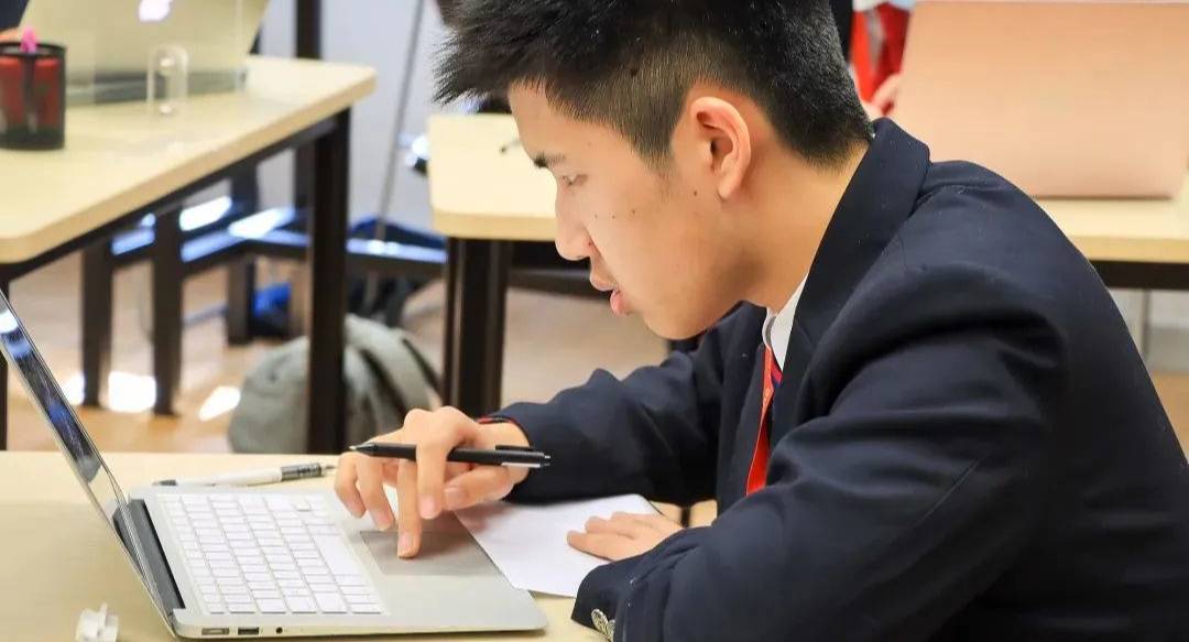 Graduating Student Voice: Aidan - Musician and Mathematician