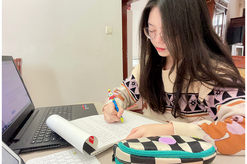 如何在线上课程中获得最佳学习效果?德威师生有话说