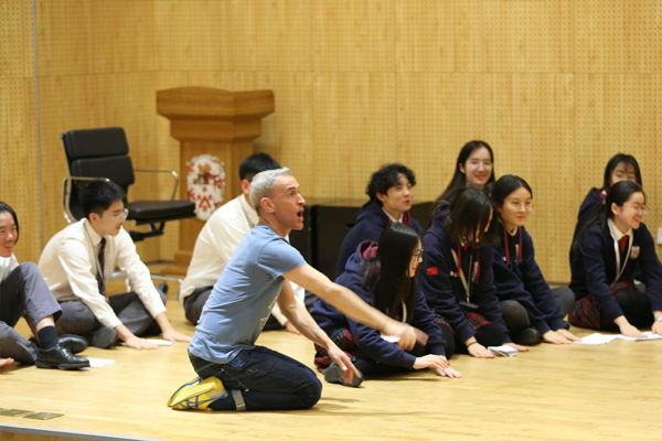 皇家莎士比亚公司来访德威,学生受益匪浅 | Royal Shakespeare Company Visit
