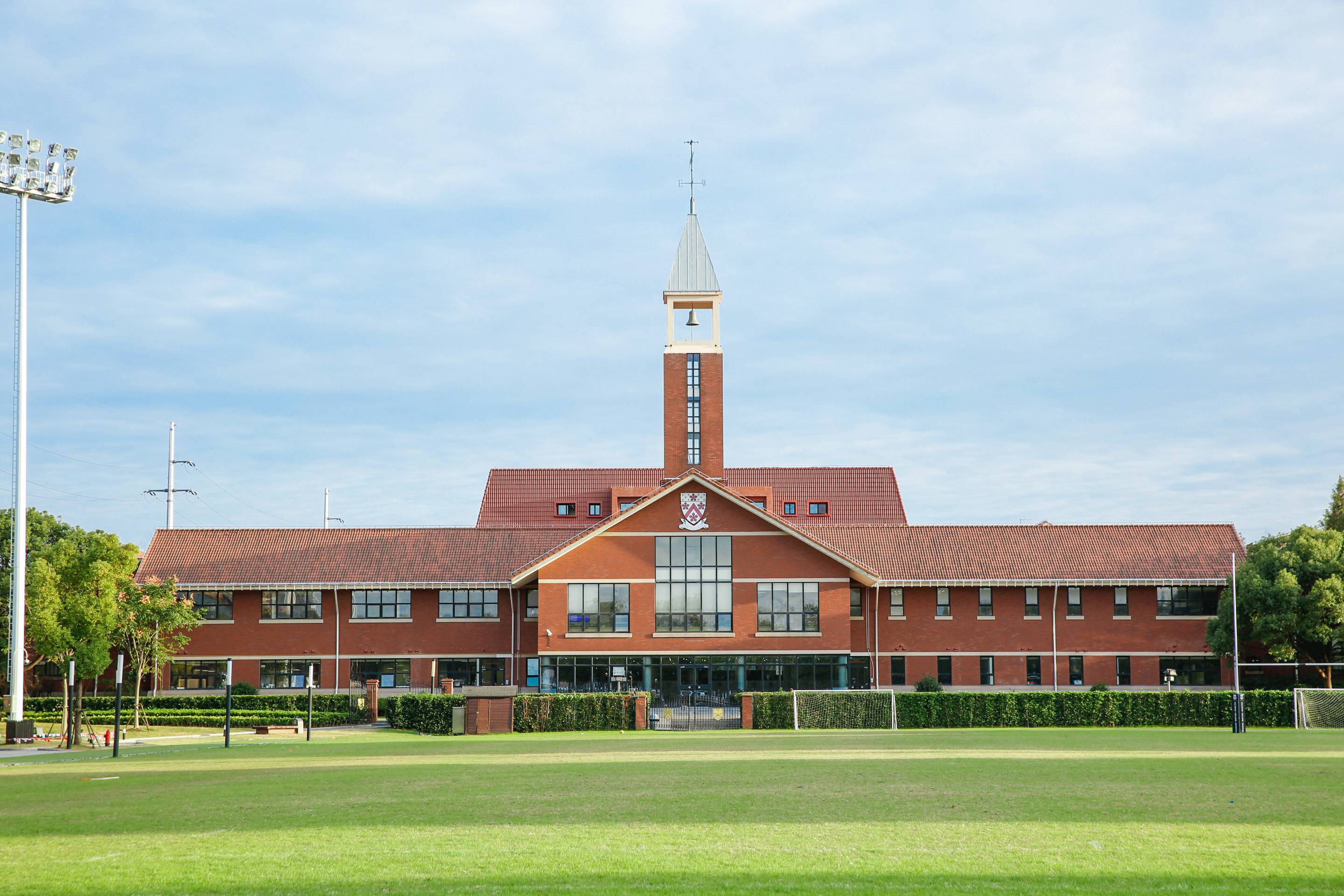 Dulwich Pudong Announces Outstanding I/GCSE Results