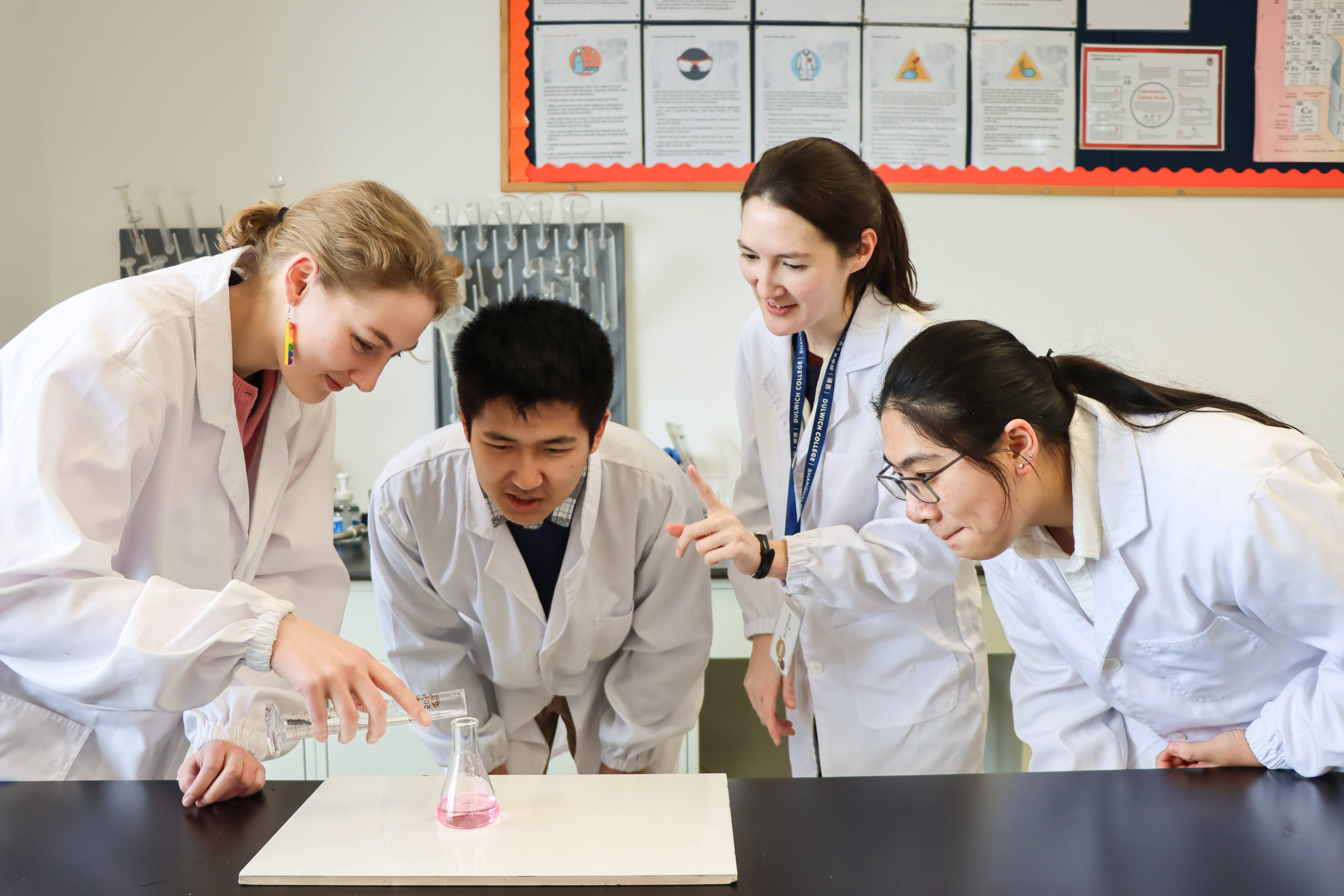 We Are Hiring! Senior School Chemistry Teacher