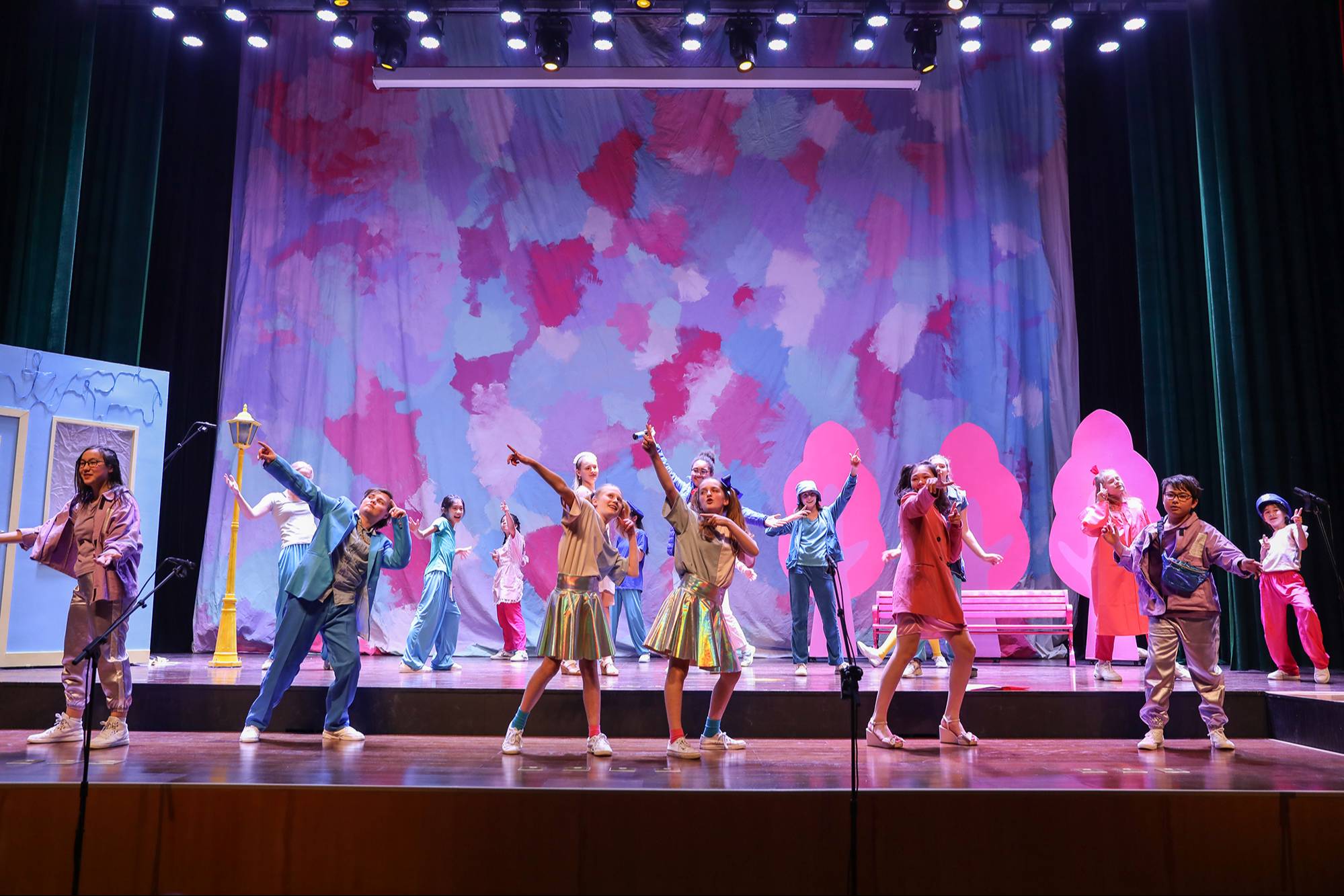 Dulwich Puts The “Shake” Into Shakespeare
