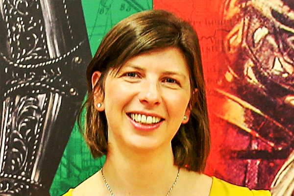 【教师聚焦】Alison Crozier老师|Teachers in the Spotlight: Alison Crozier