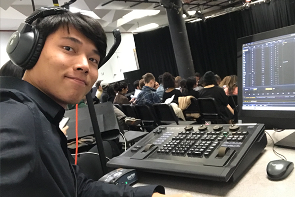 【校友 • 说】就职于苹果总部的德威校友Seth分享经验 | Alumni in the Spotlight - Seth L.