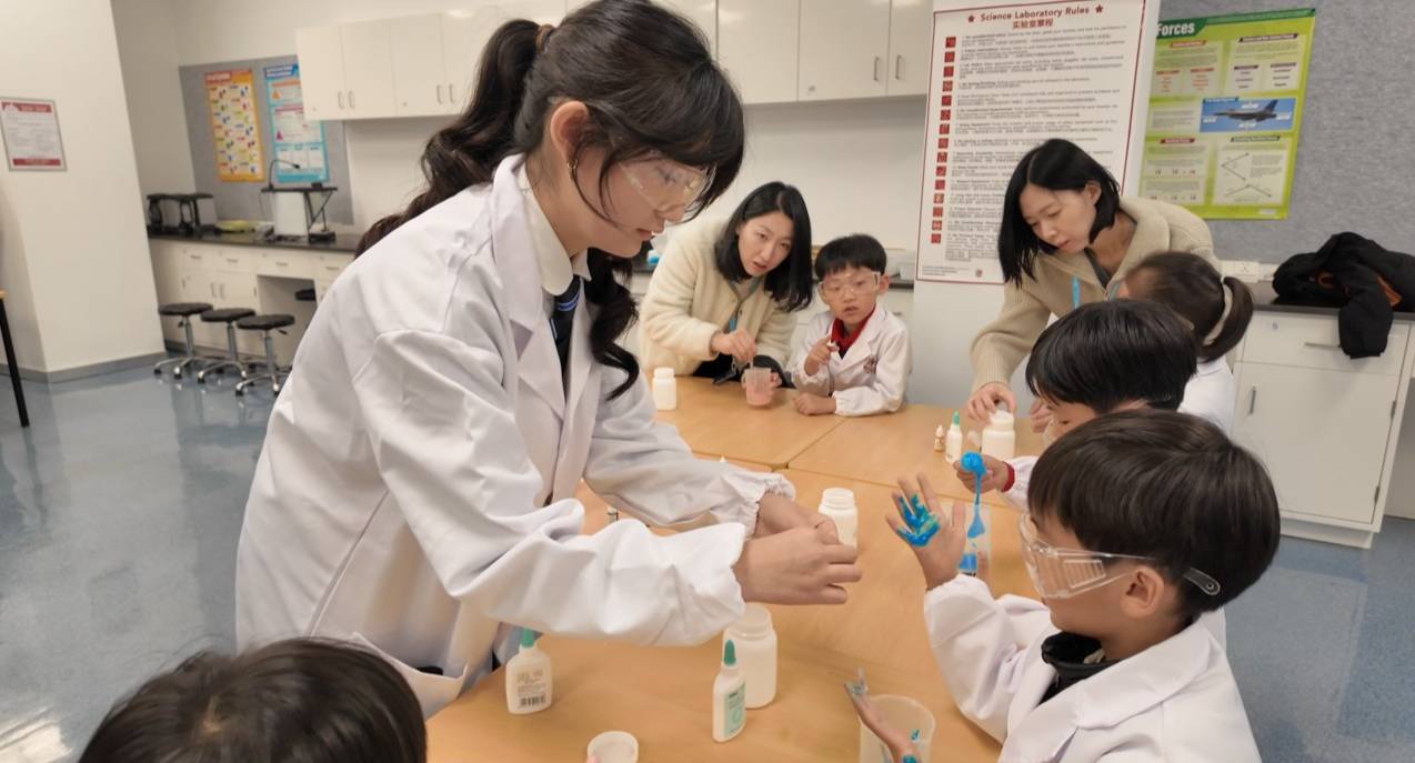 Students as Mentors: Inspiring Scientific Curiosity Across the Dulwich Community