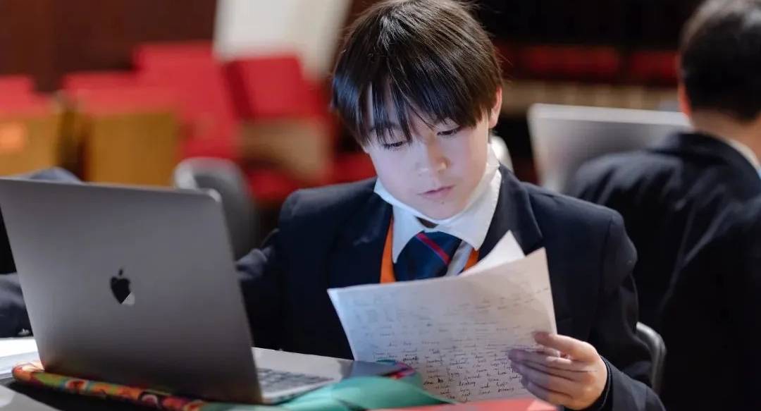 Dulwich Spotlight | Student poems published with Mark Grist