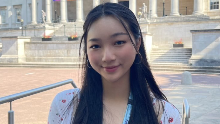 Yi Xin LEE