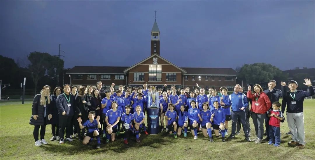 Former Man City professional footballer Paul Dickov visits Dulwich Shanghai