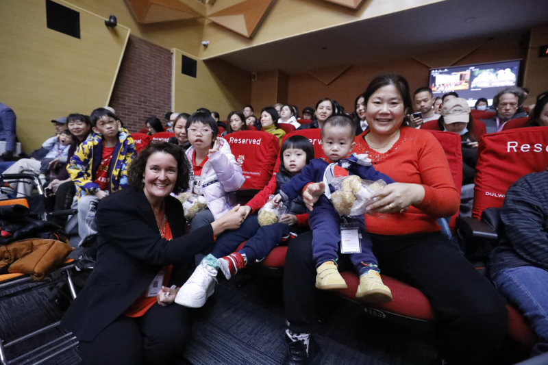 Kathy Weir-Davis, 幼儿园园长与“梦想基金会”