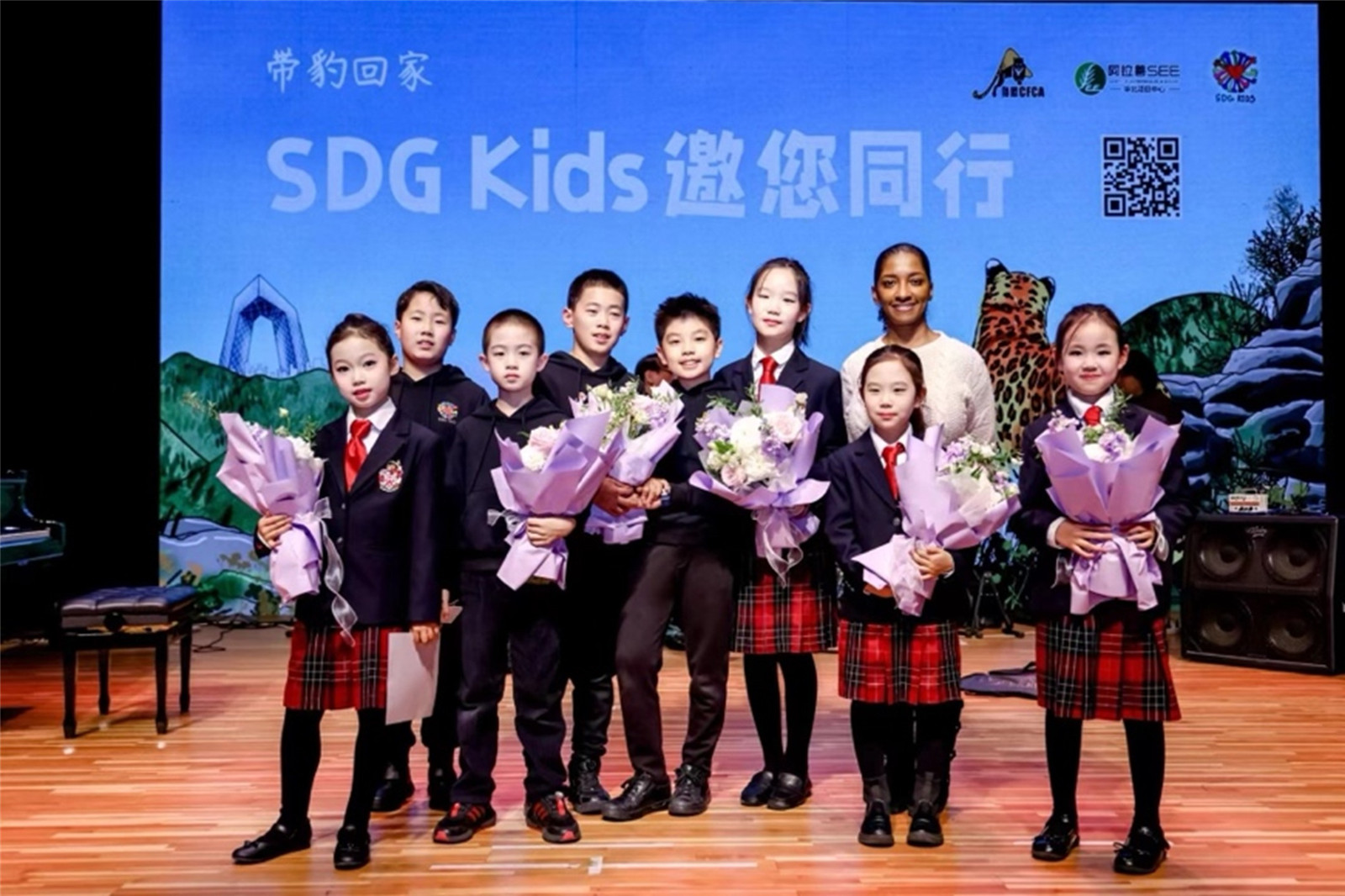 Members: Heidi Z, Max W, Pascal P, Patrick P, Mingming C, Kayla Z, Norah Z, Siyao C