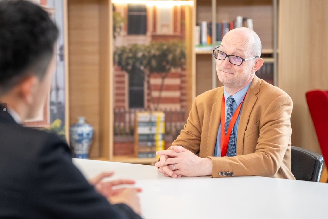 Geography and Liberal Arts Teacher, Assistant Head Upper School, Mr Hodgkin