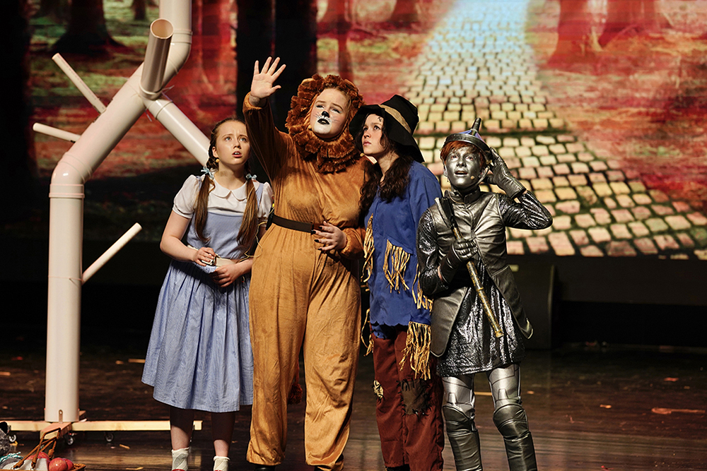 From left to right: Dorothy, Lion, Scarecrow and Tinman