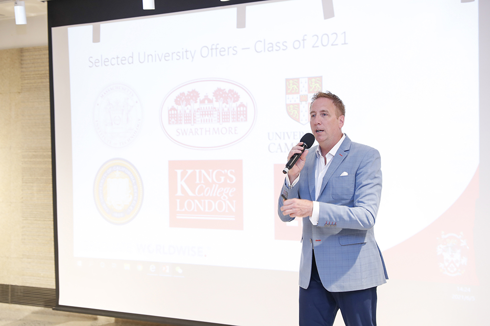 Mr Peter Rogers, Director of Community Wellbeing and Leadership Formation in the Senior School