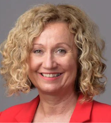 Ms Caroline Taylor