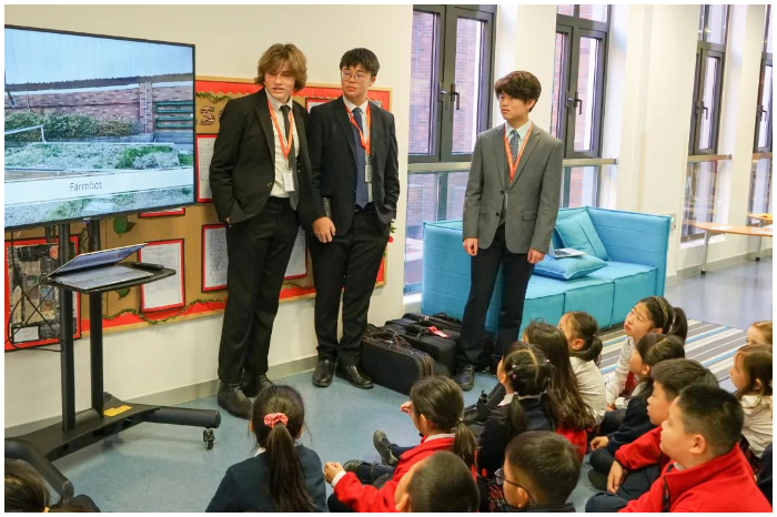 DCSPX Senior School