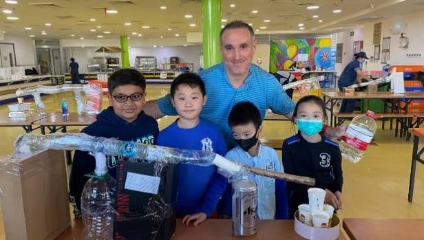 小学部课外活动培养学生领导力