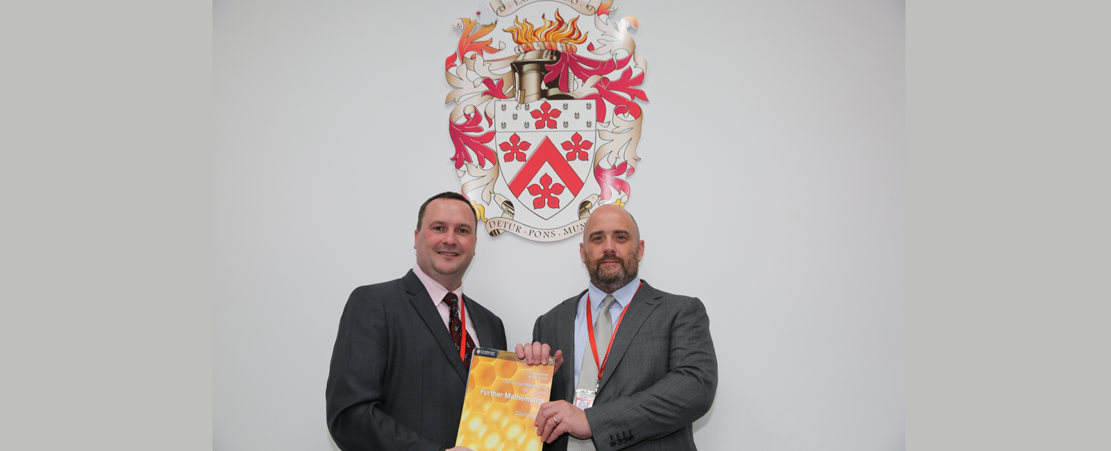 Martin Crozier(左)与Lee Mckelvey(右)
