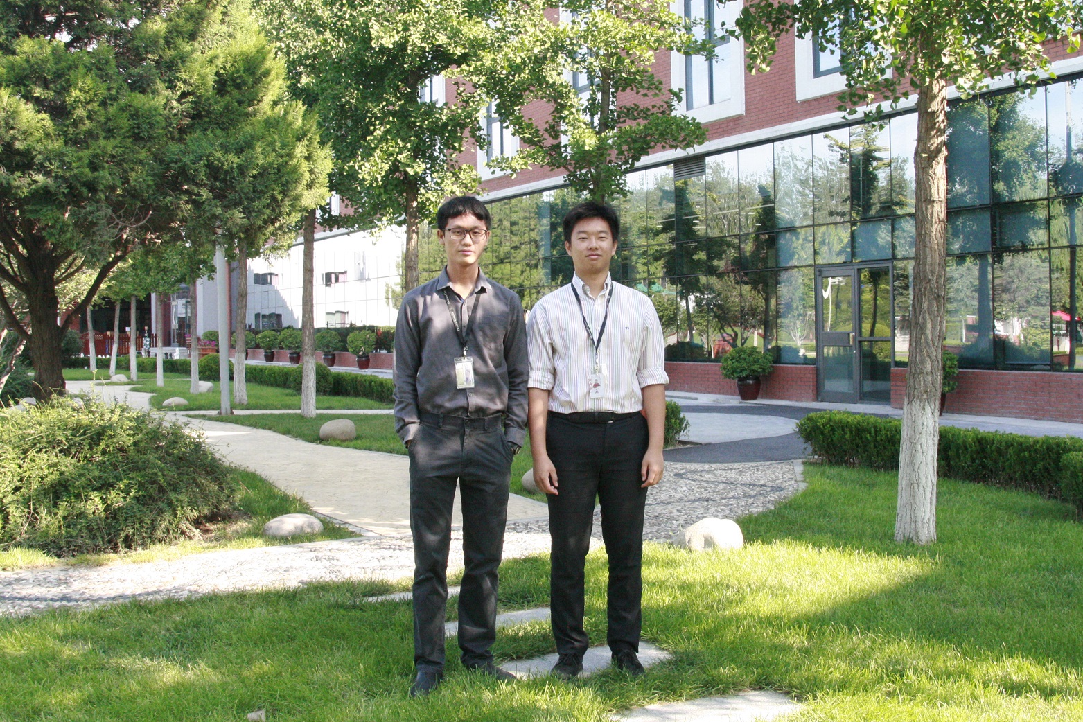 DCB 电影研究课程学生 Bryan L and Jeffrey L