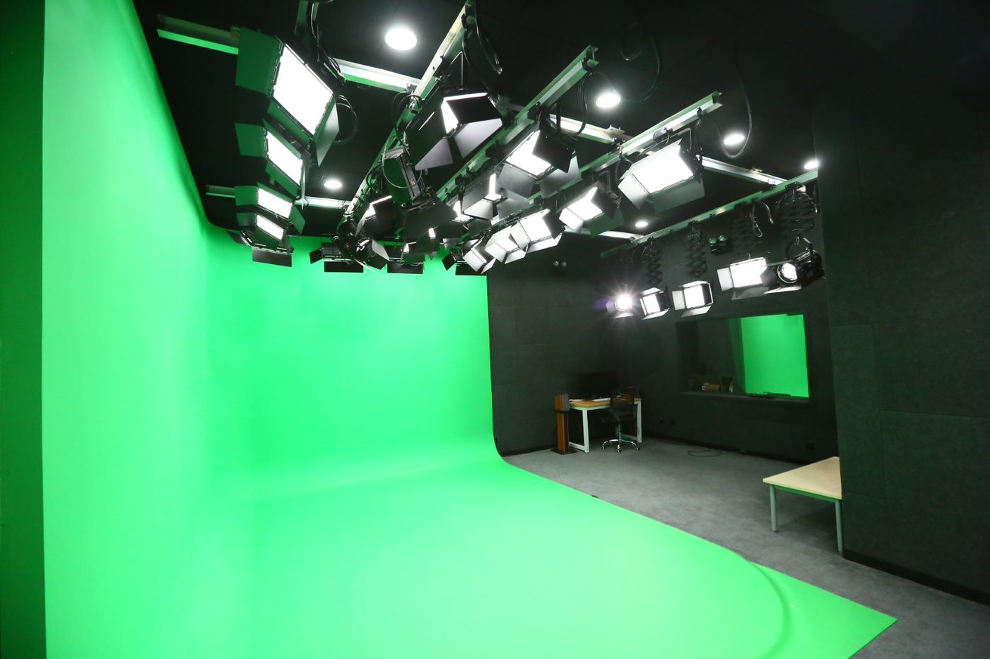 DCB Green room