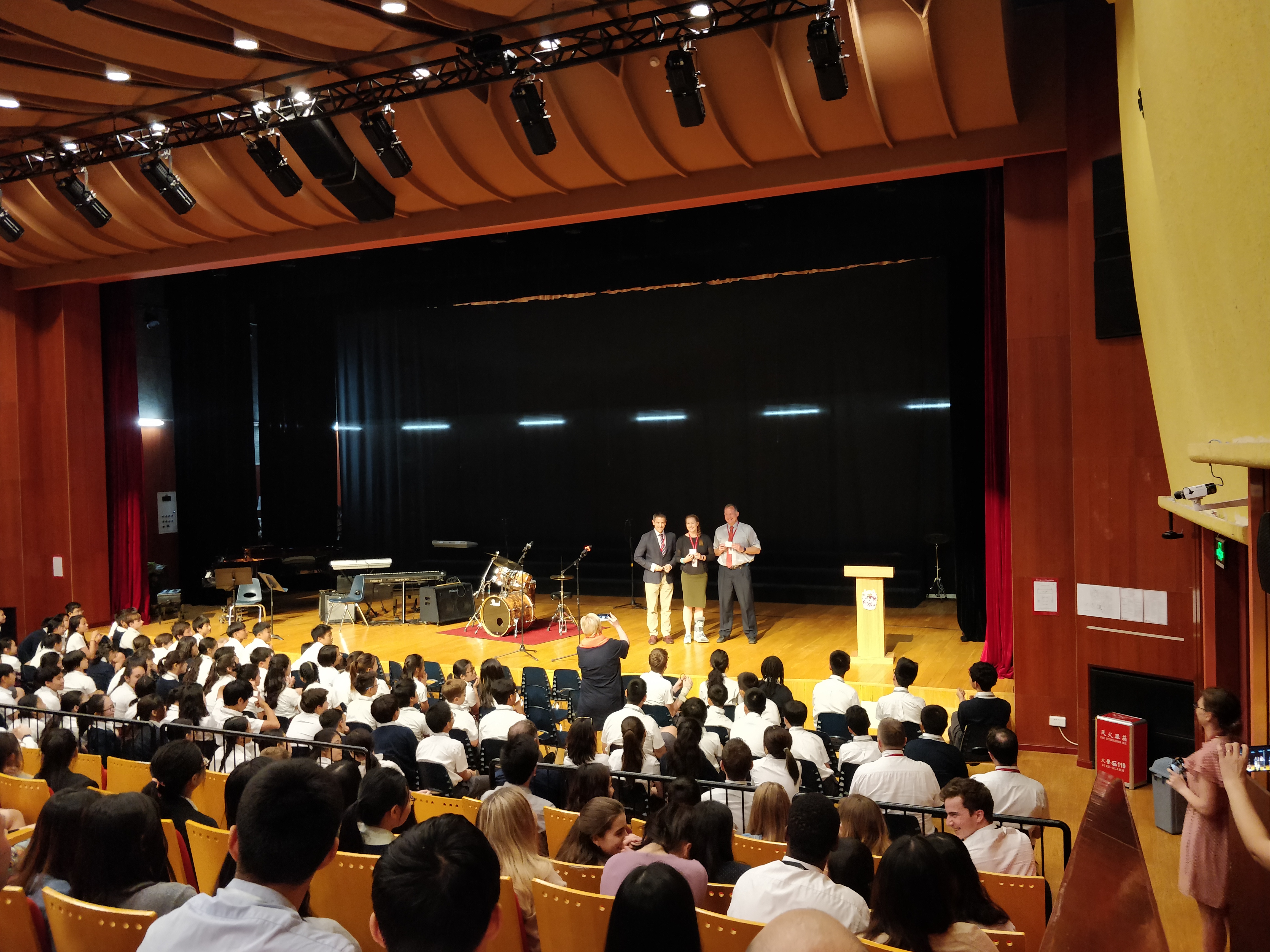 Mr Hawkins、Mrs Hawkins和Mr Herbert