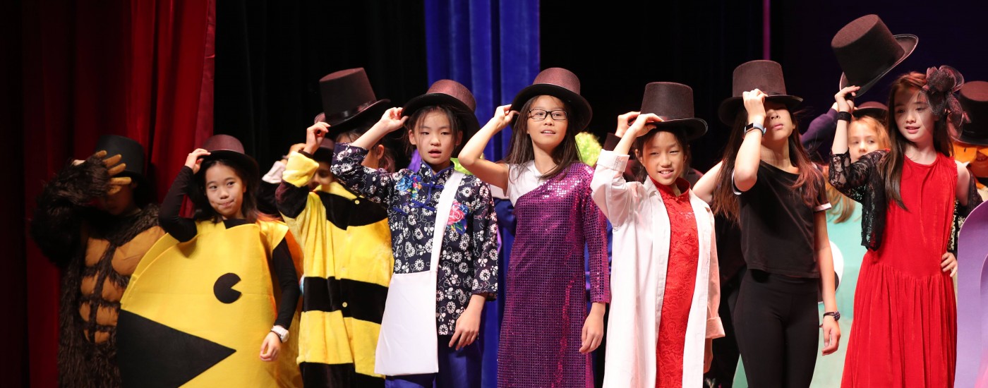 上海德威浦东小学戏剧表演