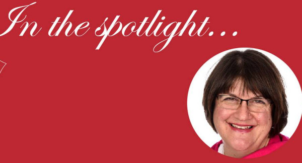 In the Spotlight - Linda Ternouth
