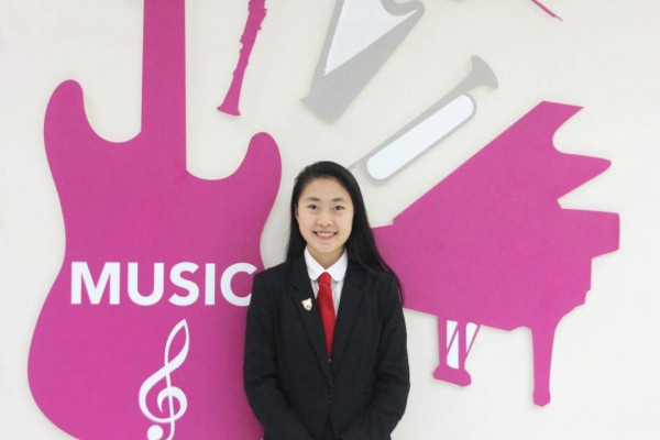 Larrissa L, Year 12 Dulwich College Shanghai Pudong, wins the 2020 Jenkins Award
