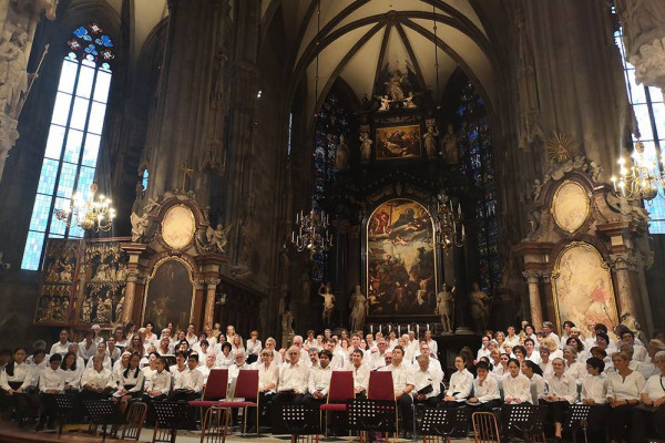 Dulwich and Dehong students participate in Sing Mit! Choir Festival