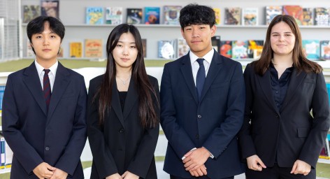 Two Senior DCI Students